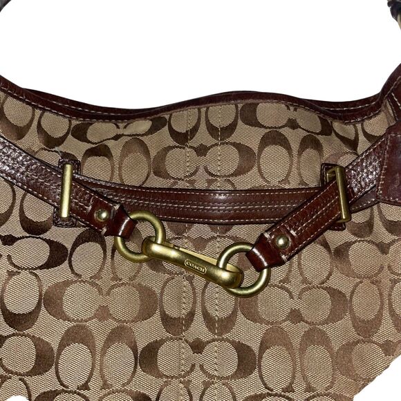 Coach XL Hamptons Hobo Bag in Signature Jacquard - Picture 2 of 12